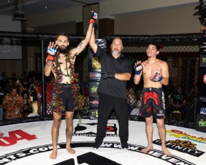 Ikaika King vs Jason Soares Jr.