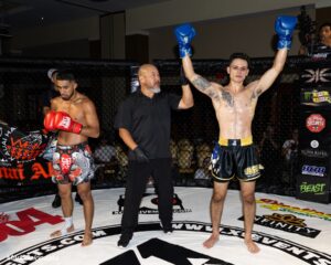Juan Alvarez vs. Pomai Akau