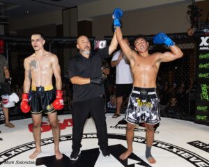 Chris vanny Gonzalez vs. Juan Alvarez